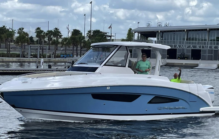 Regal 33 SAV with twin Yamaha 300 HP – 35% More Fuel-Efficient with Sharrow Propellers