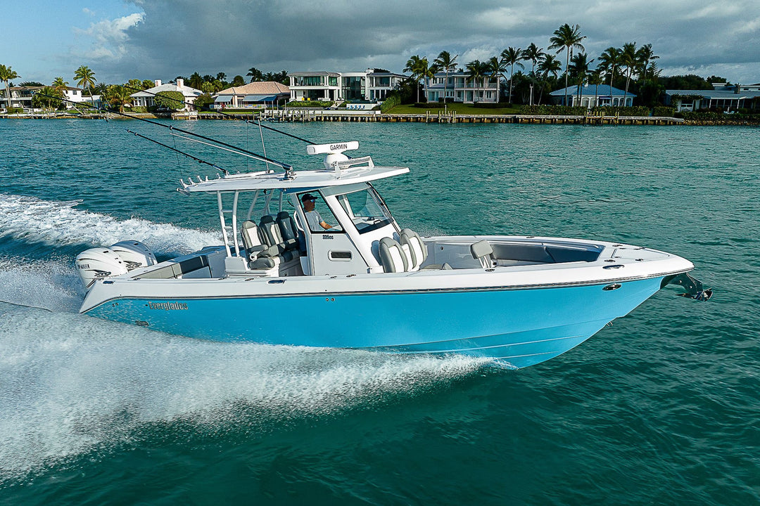 Improved Fuel Efficiency and Greater Range with Sharrow XO™ Propellers on Everglades 335cc